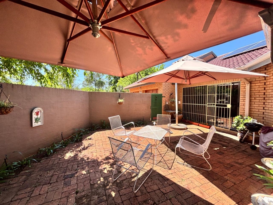 3 Bedroom Property for Sale in Mooivallei Park North West